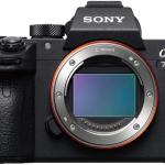 Sony a7RIII Mirrorless Camera  42.4MP Full Frame High Resolution Interchangeable Lens Digital Camera with Front End LSI Image Processor, 4K HDR Video